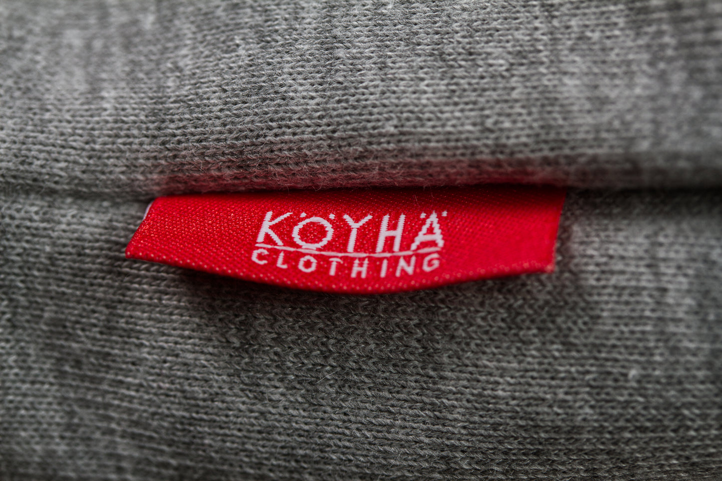 KÖYHÄ CLOTHING COLLEGE, PELKKÄ, SWETARI, KÖYHÄ CLOTHING, UNISEX, OWERSIZE, KÖYHÄ CLOTHING, KÖYHÄ PAITA