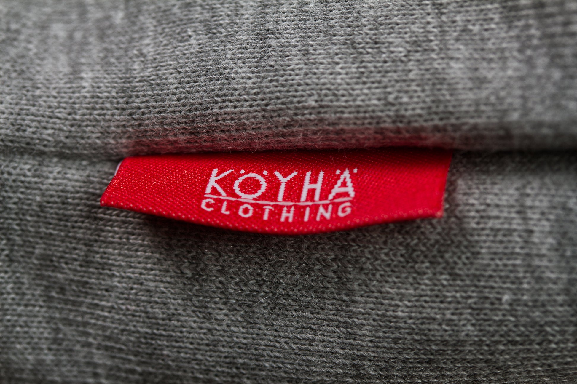 KÖYHÄ CLOTHING COLLEGE, PELKKÄ, SWETARI, KÖYHÄ CLOTHING, UNISEX, OWERSIZE, KÖYHÄ CLOTHING, KÖYHÄ PAITA